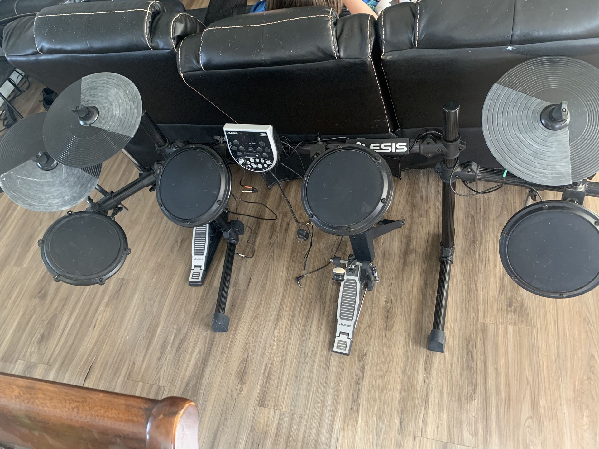 Alesis DM6 Electronic Drums