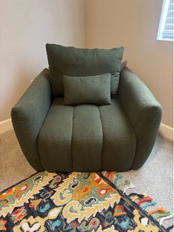 Green Comfy Chair