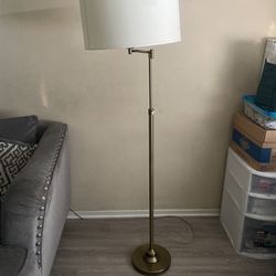 燕SAFAVIEH Floor Lamp