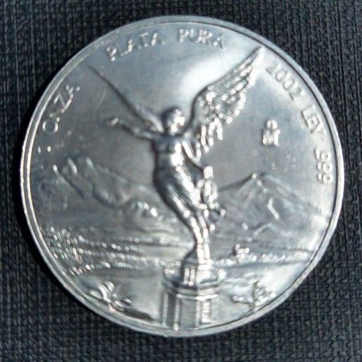 2002 Mexican Libertad 1 oz Silver Coin .999 Fine Silver