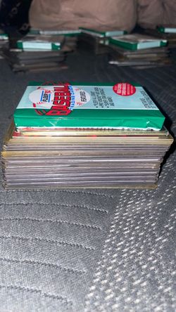 200$ card in one of thiss Michael Jordan 20+ basketball cards with a guaranteed Michael Jordan card with an extra baseball pack