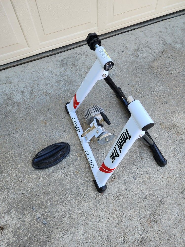 Travel Trac Comp Fluid Stationary Bike Trainer