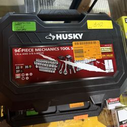 94- Piece Mechanic Tool Set 