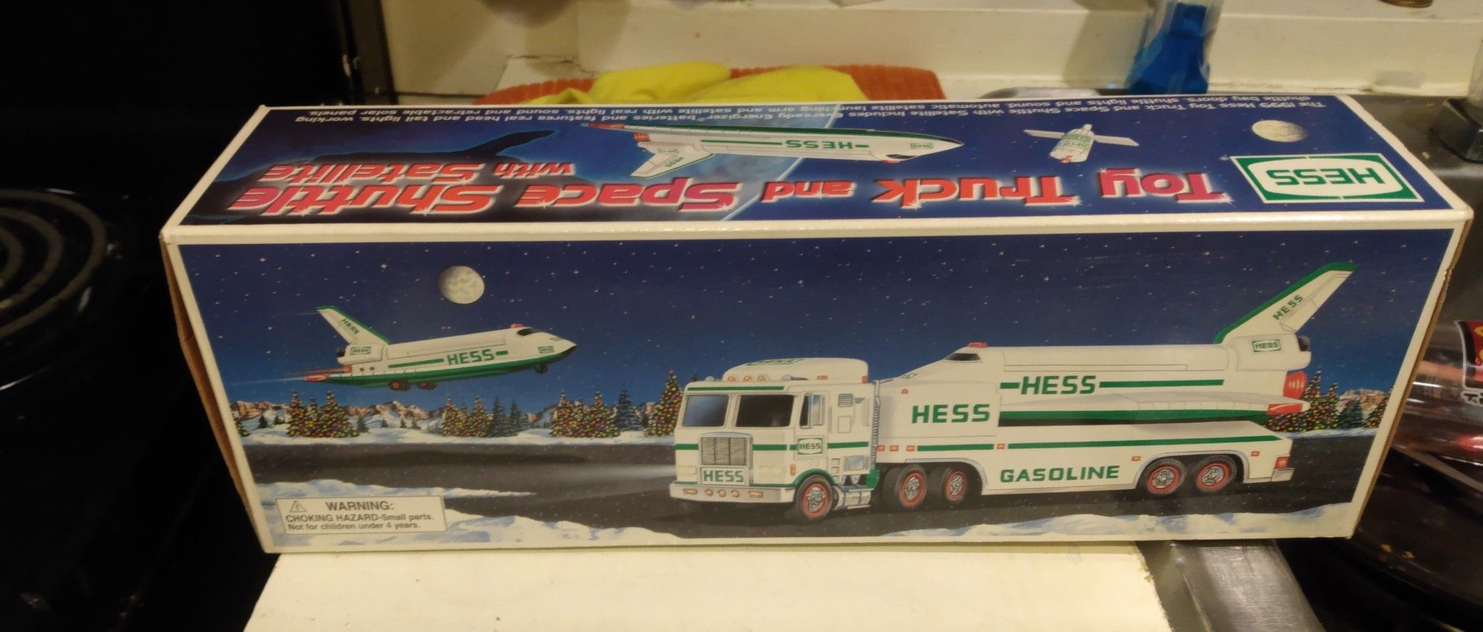 New Vintage Hess Truck 1999 With Space Shuttle