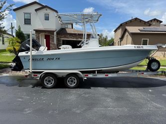 Angler 204 FX Center Console Boat