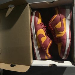 Nike Dunk Low "Midas Gold"