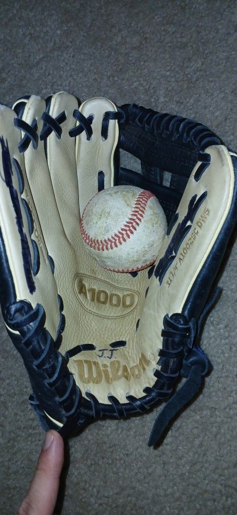11.25" Baseball Glove Wilson A1000 Leather