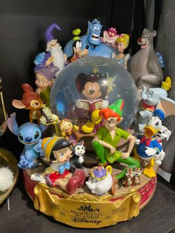 Disney Snowglobes Collection 11 Rare Musical Pieces