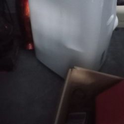 Della Ac Unit And Humidifier 