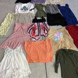 32 Pieces Plus Size 2-3XL Bundle Clothes Lot Very Good Conditions 2 Full Bags $45 Price Firm 