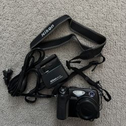 Nikon Coolpix 5400