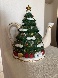 Christmas Tree Ceramic Teapot