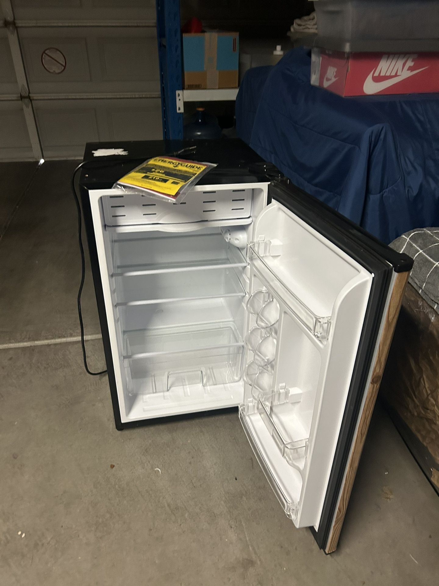 3.3 Cubit Ft Mini Fridge