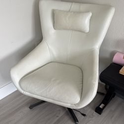 swivel chair
