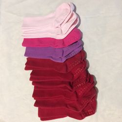 Socks- ages 0 months to 5 years