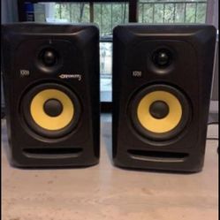 KRK Rockit 5 and classic 5 speaker pair excellent condition w/ power cable & audio jack hook up