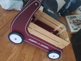 Radio flyer wagon