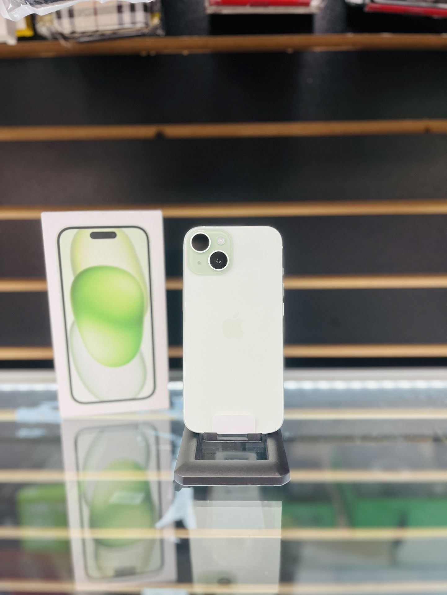 This unlocked 512GB iPhone 15 is more than $300 off right  iPhone 15 Unlocked