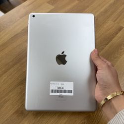 Apple iPad 10.2" 9th Gen 64GB WiFi*Only $299