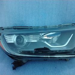 2019 Honda Headlight Passenger Side OEM Parked