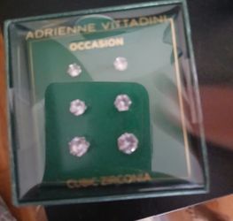 Earings