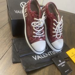 Sneakers Valentino Size 8/5 Women’s Authentic New Asking $ 140 OBO 