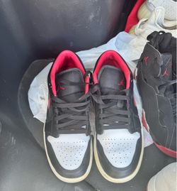 4 pairs‼️ all for $80 good condition