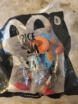 Lebron James McDonald's Space Jam Happy Meal Toy #3 Sealed 2021 for Sale in  Corp Christi, TX - OfferUp