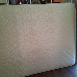 Queen Matress
