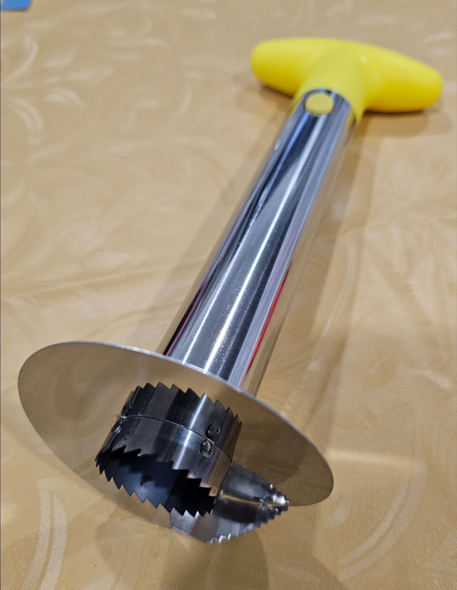 New pineapple corer