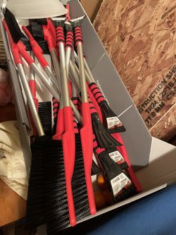NEW 35” Snow Scraper Brush 