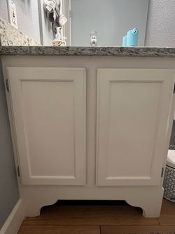 Bathroom vanity