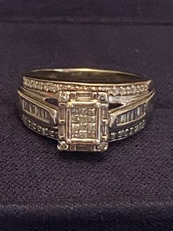 Ring Size 5.5  For $299. It Been Sitting In My Jewelry Box After Had My 2 Kids. 