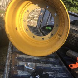 John Deere Tractor Rim 19.5x12.25