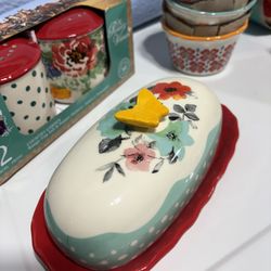 Pioneer Woman Ceramic Kitchenware -New