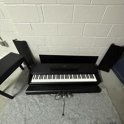  Yamaha Arius Yamaha YDP-103 Traditional Console Digital Piano With Bench 