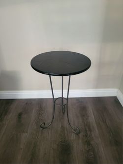Round Black Side Table with Metal Base