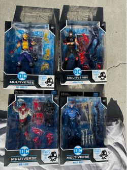McFarlane DC Multiverse “Darkest Knight” BAF wave complete