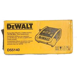 DEWALT D55140 Heavy-Duty 1-Gallon 135-PSI Max Trim Air Compressor