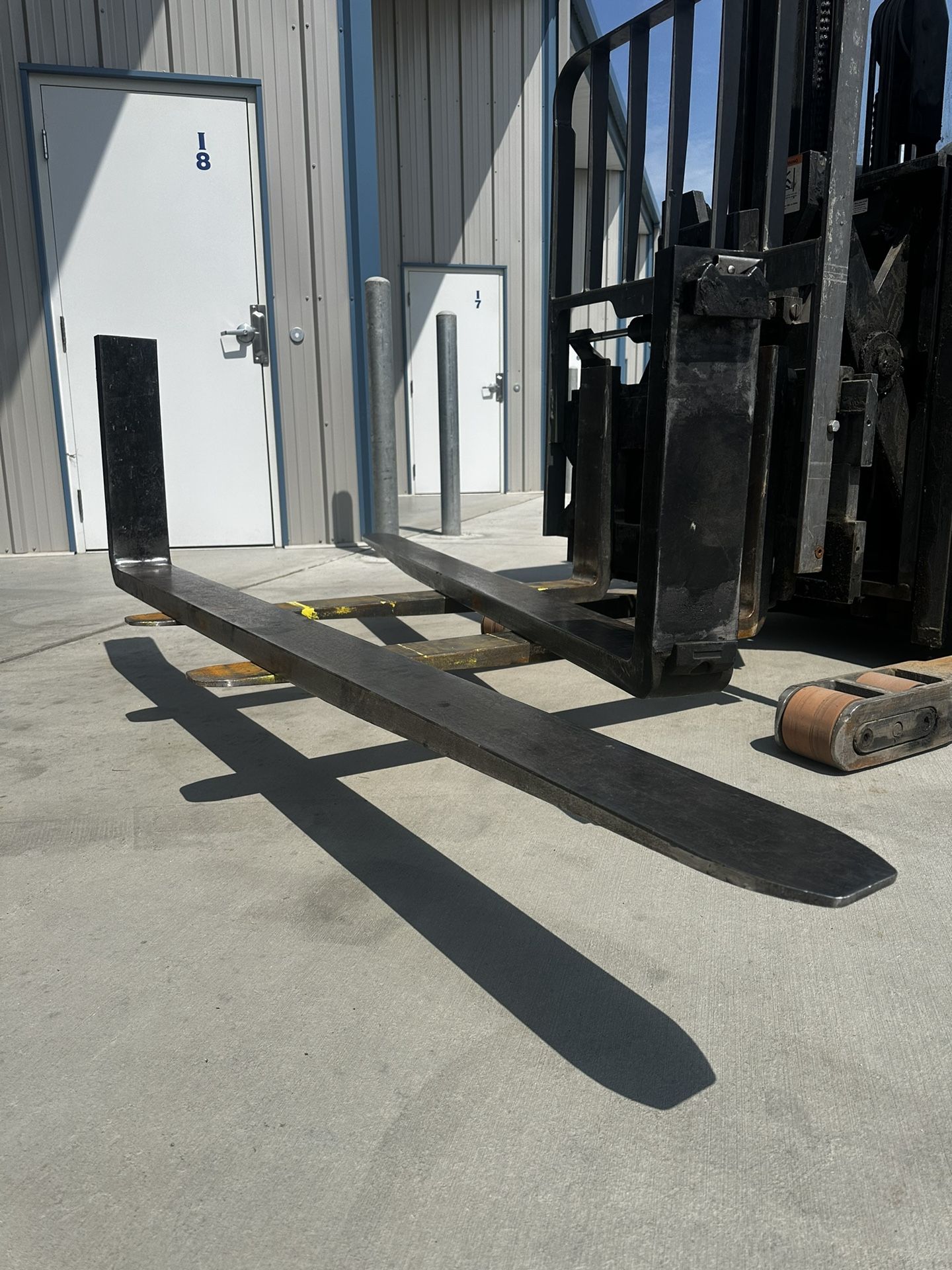 6 FT - Forks For A forklift