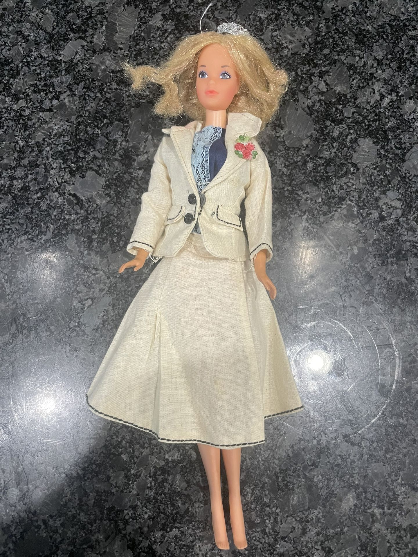Vintage Mattel 1966 Barbie Miss America Taiwan With Crown