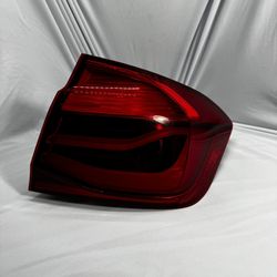 2016 2017 2018 BMW 328 330 340 M3 Tail Light quarter panel Mount Right Passenger