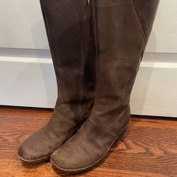 MERRELL Emma Tall Brunette Dark Brown Leather Boots - Womens Size 8.5