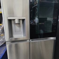 LG 27 cu. ft. Side-by-Side Refrigerator 