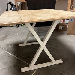 Kitchen Table 