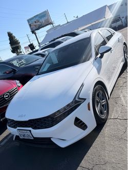 2022 Kia k5