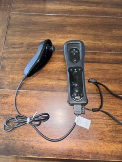 Wii Motion Plus Controller With Nunchuck