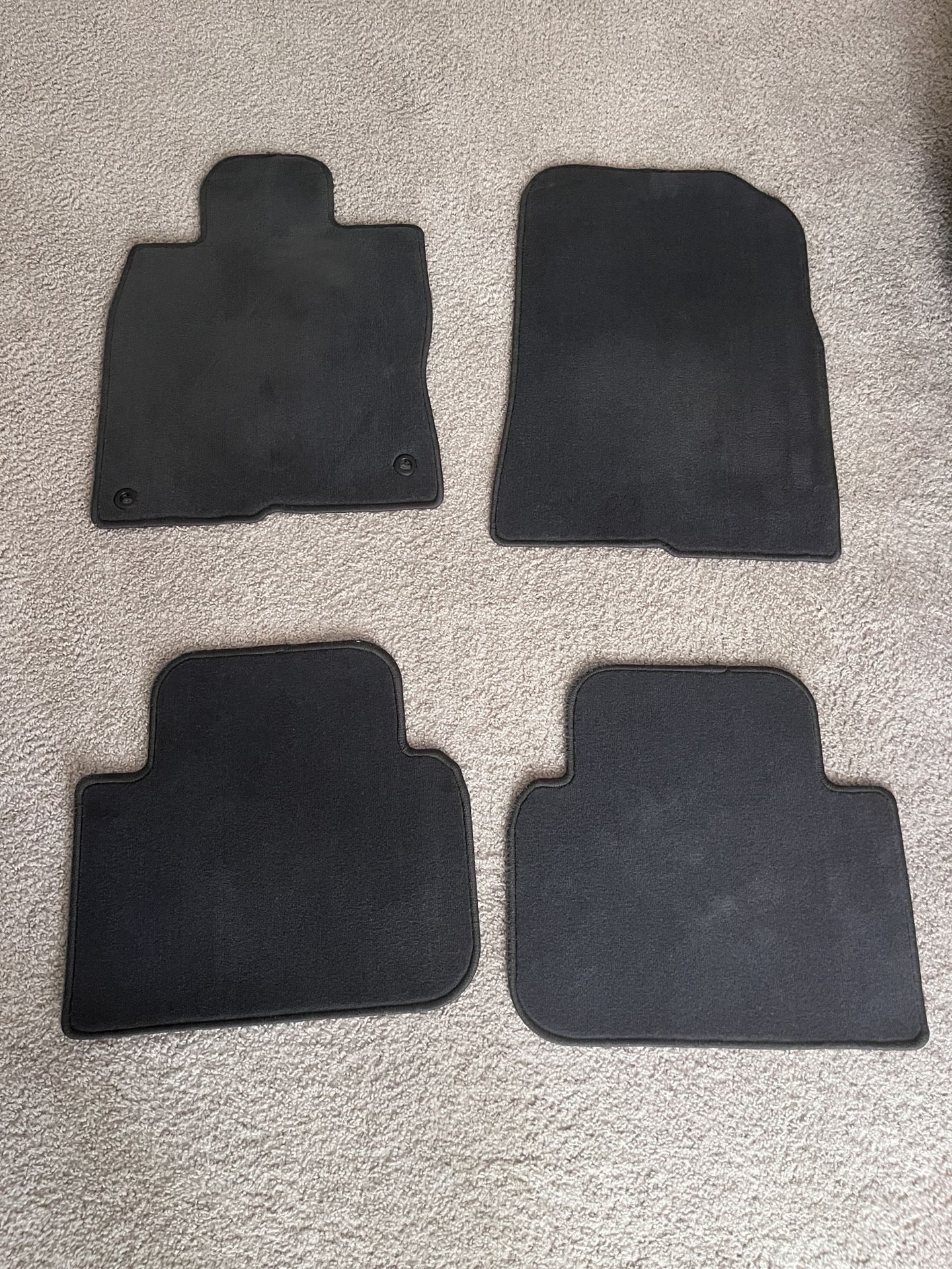 Honda 2022-2025 Black Carpet Floormat Set