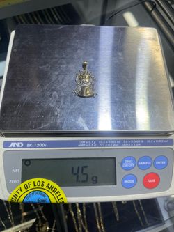Jesus pendant