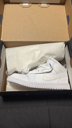 Kids Jordan 1 10c